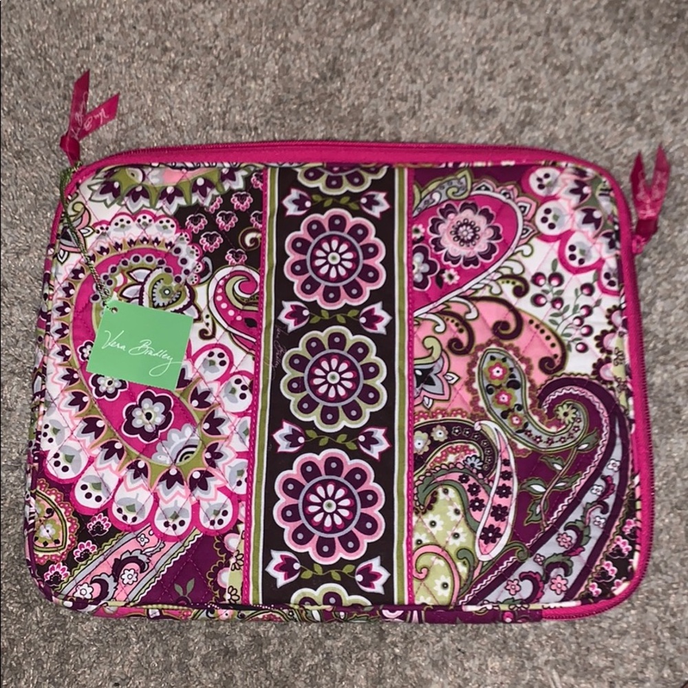 Vera Bradley Very Berry Paisley Laptop Sleeve BNWT